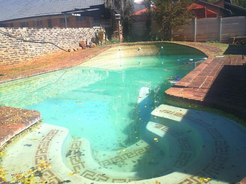 4 Bedroom Property for Sale in Stilfontein North West